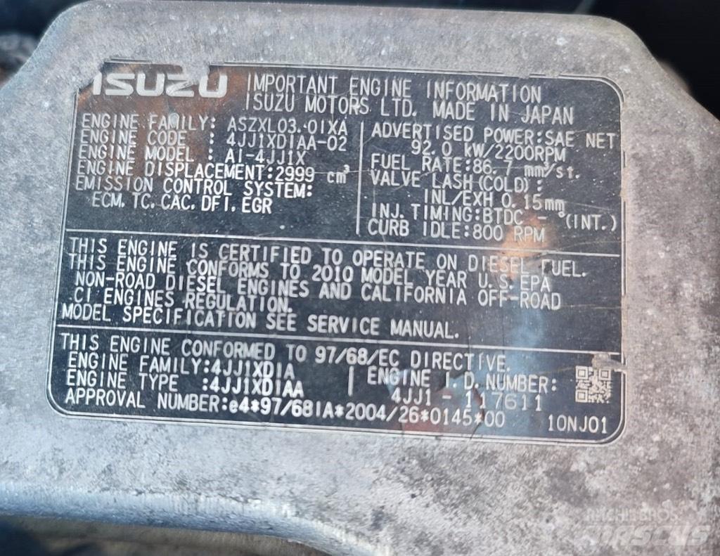 JCB JS 145 W 轮式挖掘机