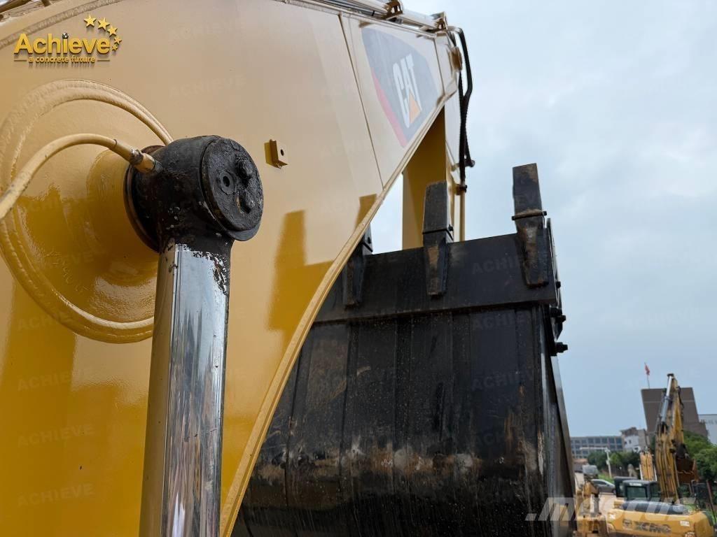 CAT 320 D 履带挖掘机