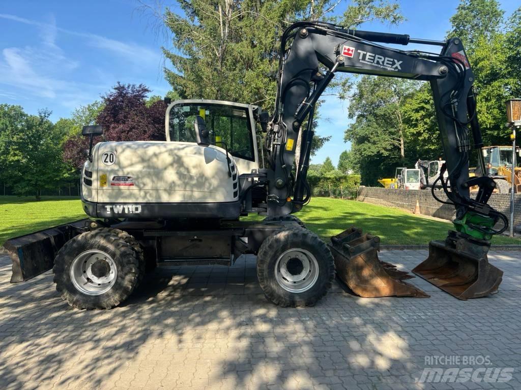 Terex TW 110 轮式挖掘机
