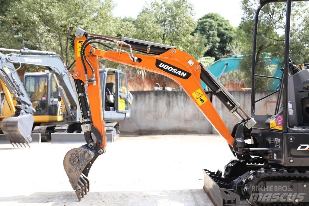 Doosan DX 17 履带挖掘机