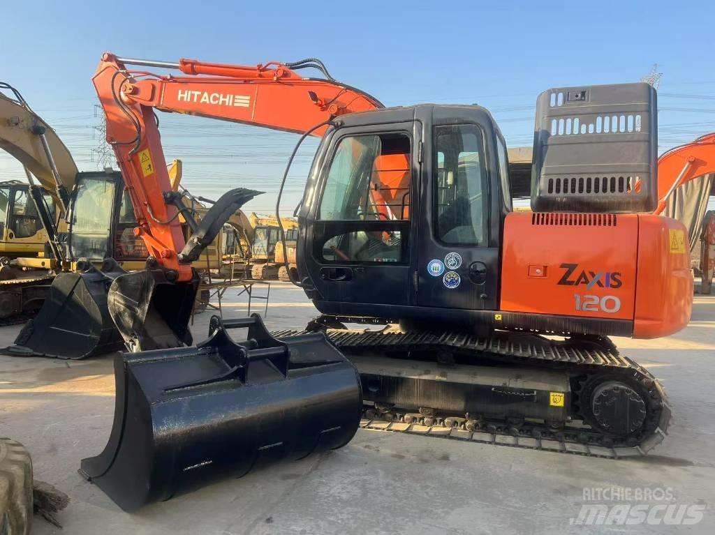 Hitachi ZX 120 履带挖掘机