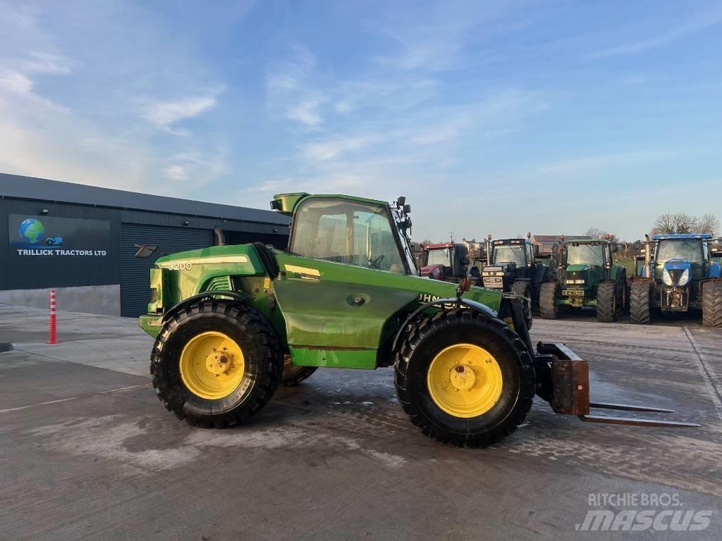 John Deere 3200 伸缩臂叉装车|叉装车