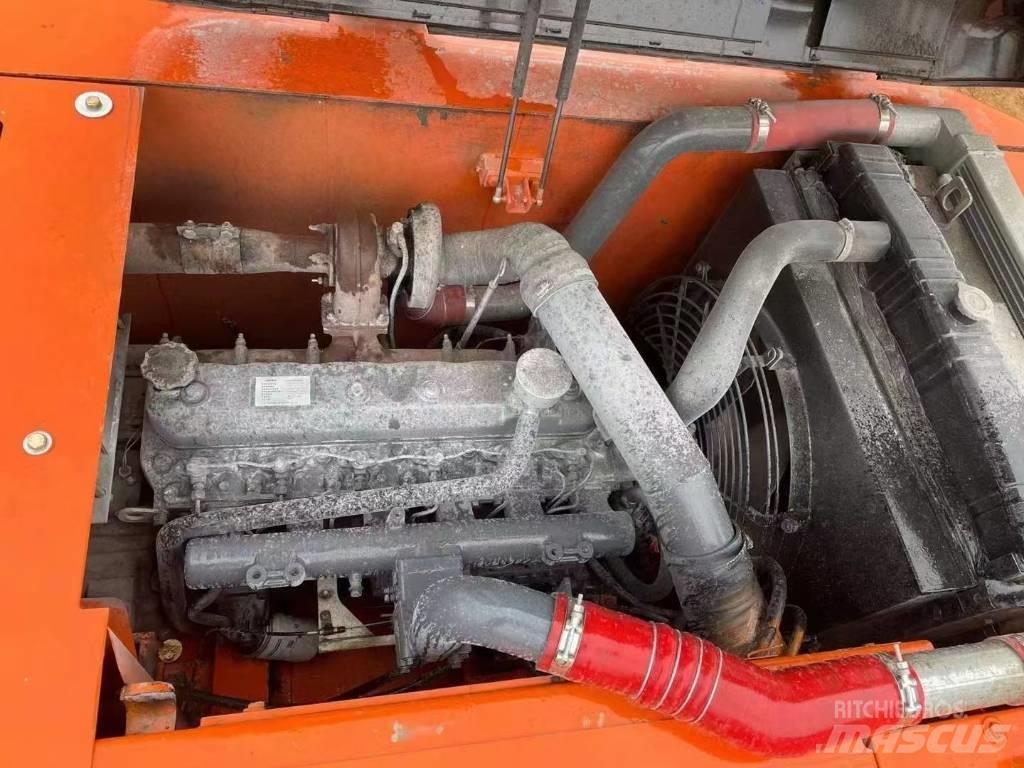 Doosan 225-7 履带挖掘机