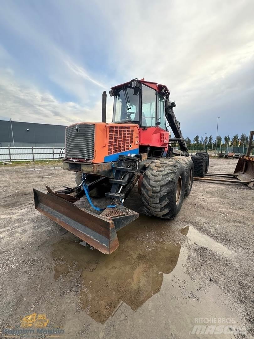 Valmet 890.2 集运机
