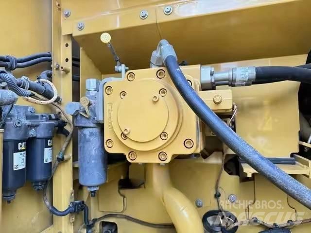 CAT 320 GC 履带挖掘机