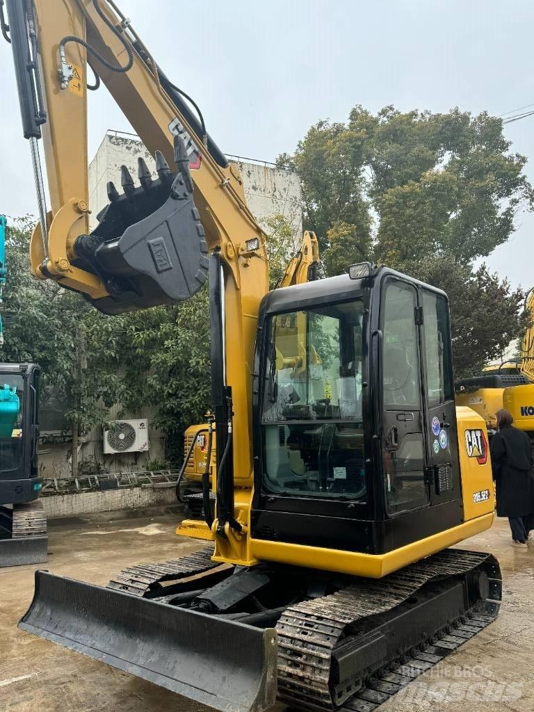 CAT CAT305.5 小型挖掘机