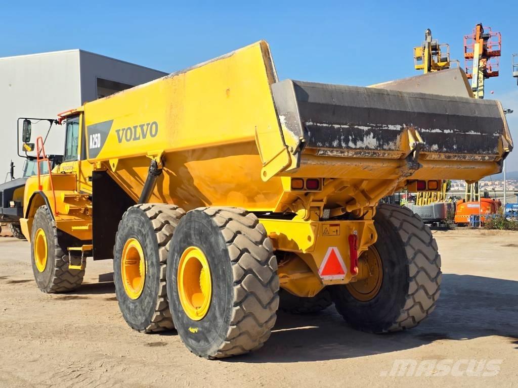 Volvo A25 D 翻斗车\公路型自卸车