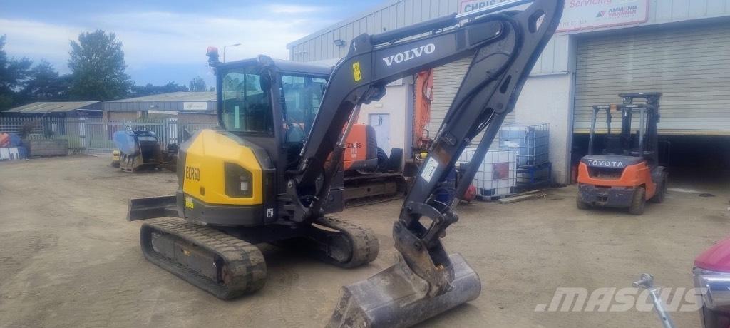 Volvo ECR 50 小型挖掘机