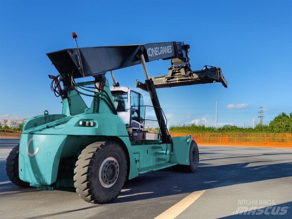 Konecranes SMV 4531 集裝箱车