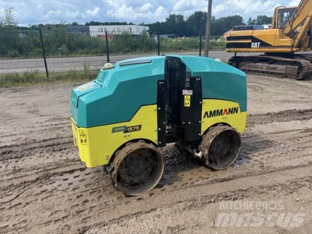 Ammann ARR 1575 双轮压路机