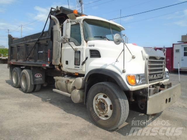Mack CV 713 自卸式货车