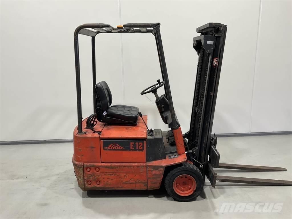 Linde E12 电动叉车