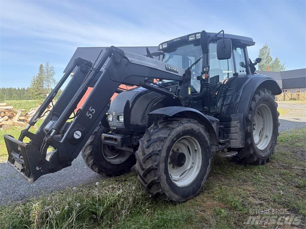 Valtra N122 拖拉机/农用车
