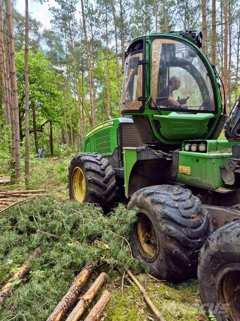 John Deere 1170 E 收割机