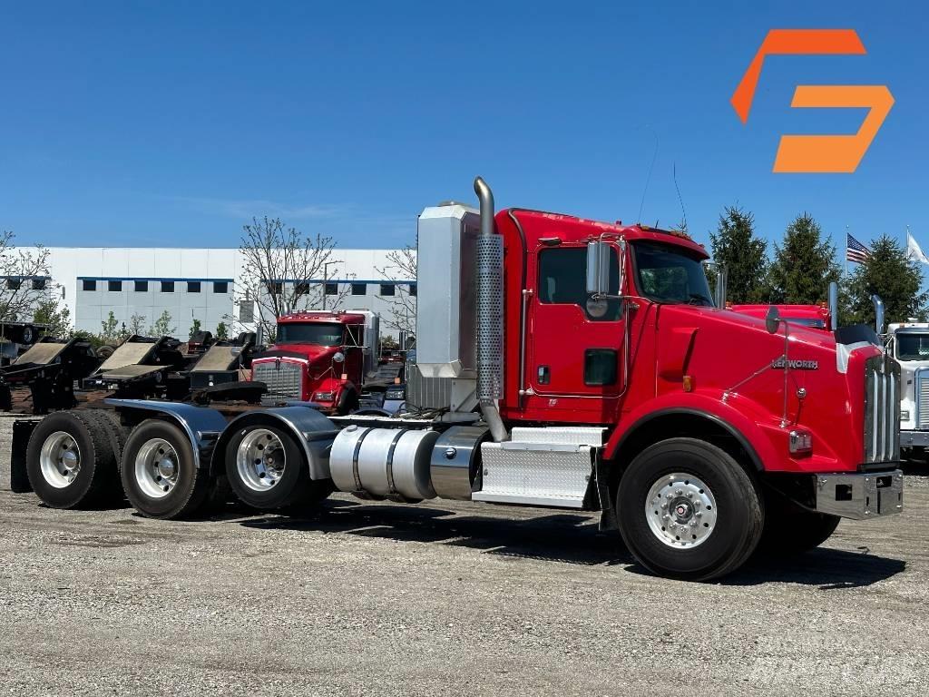 Kenworth T800 牵引车