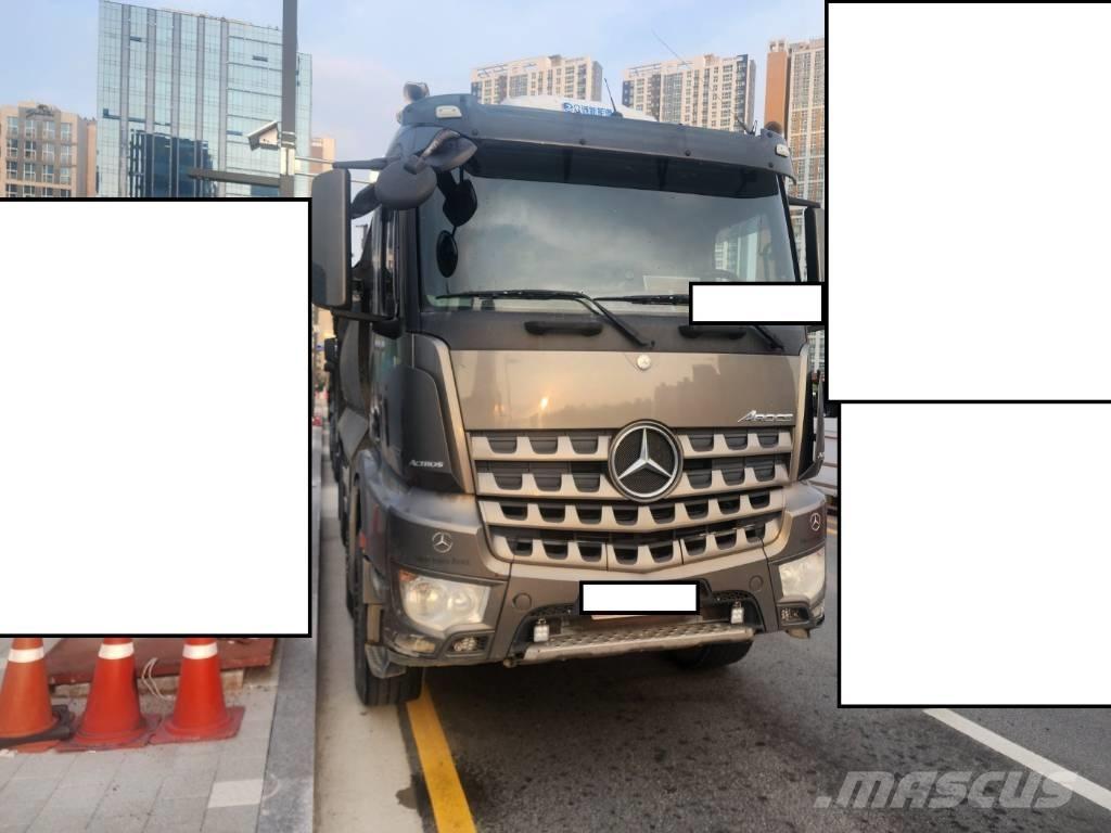 Mercedes-Benz 3951K 翻斗车\公路型自卸车