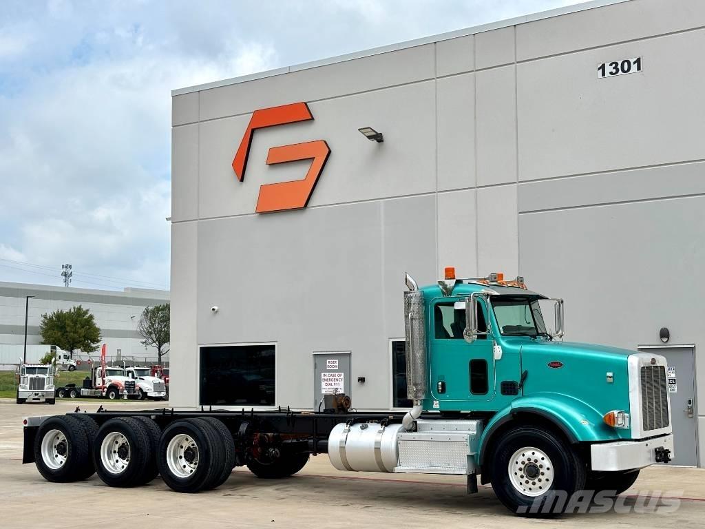 Peterbilt 365 牵引车
