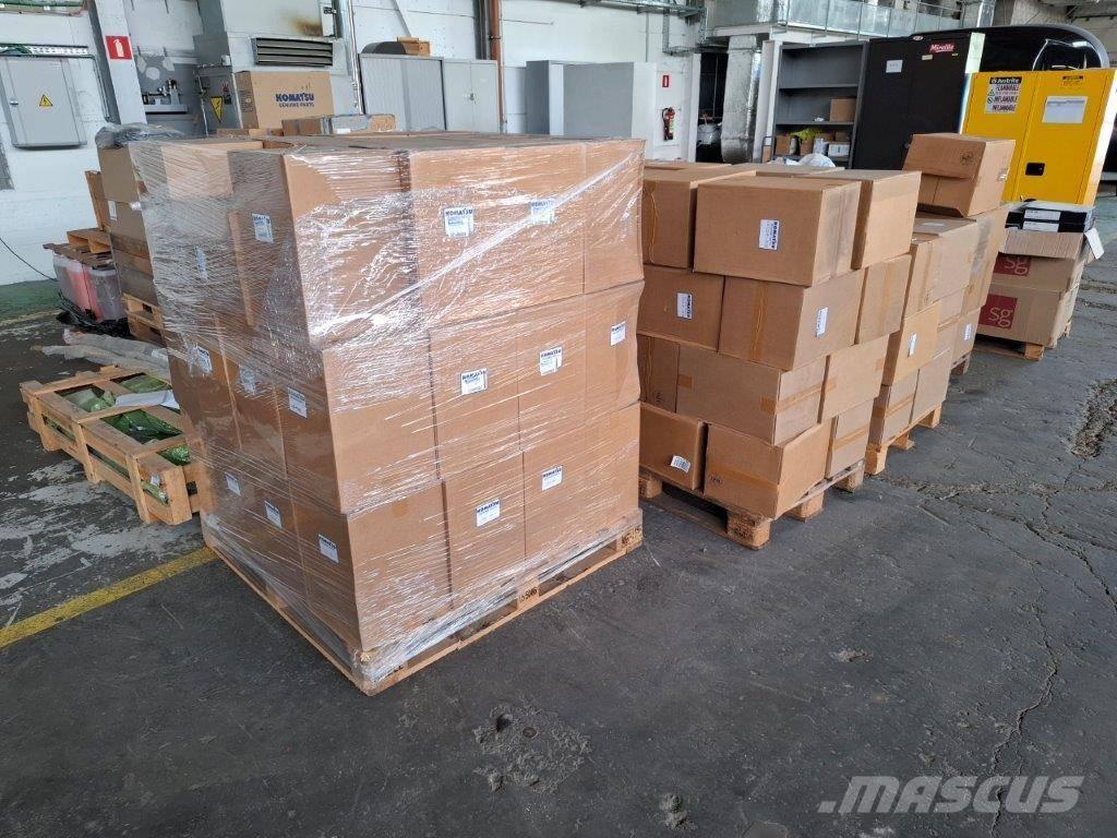 Komatsu 6125-81-7032 发动机