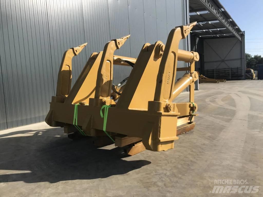 CAT D7E 松土器