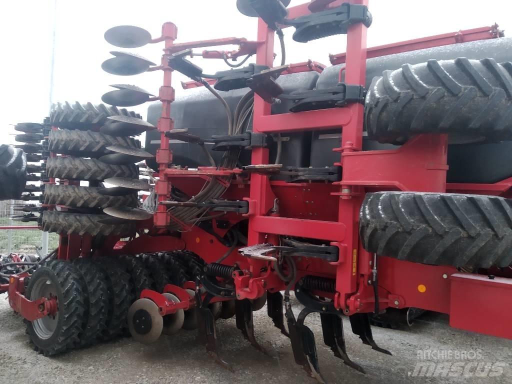 Horsch Focus 6 TD 条播机