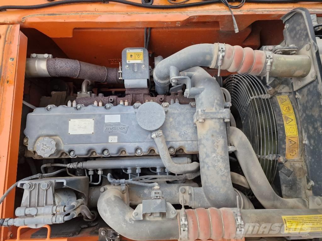 Doosan DX 160 W 轮式挖掘机