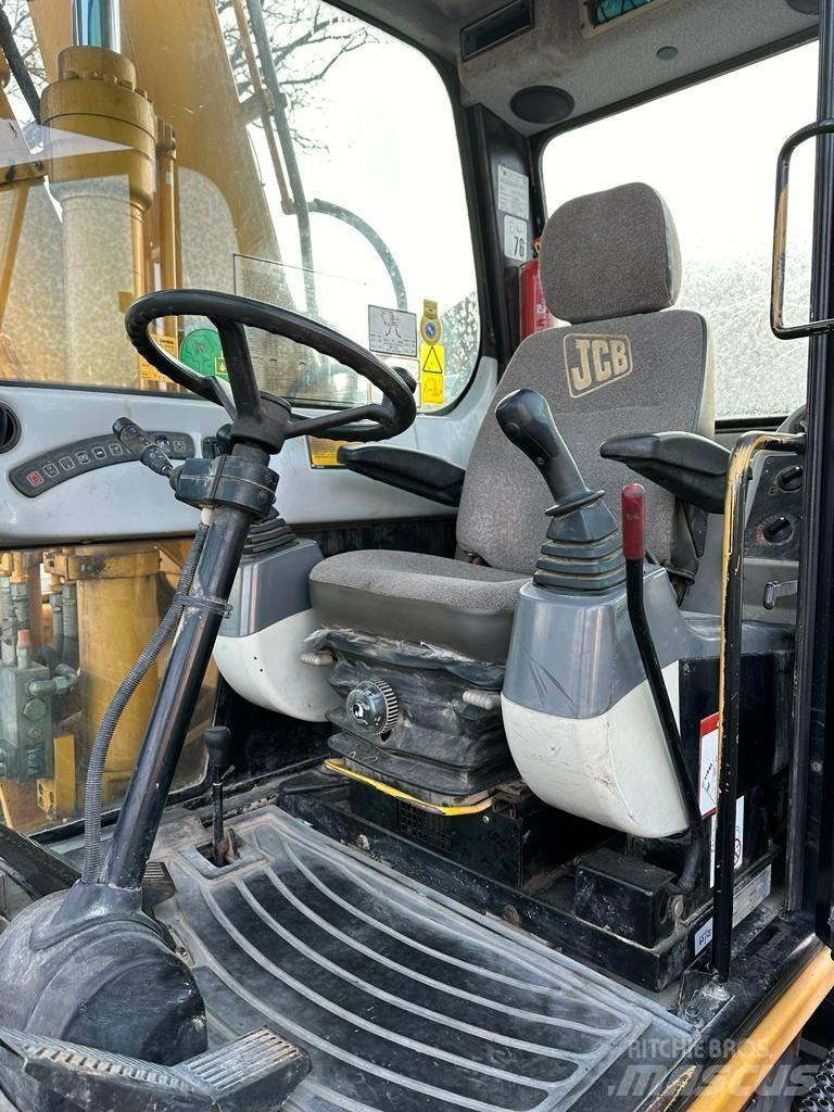 JCB JS 160 W 轮式挖掘机