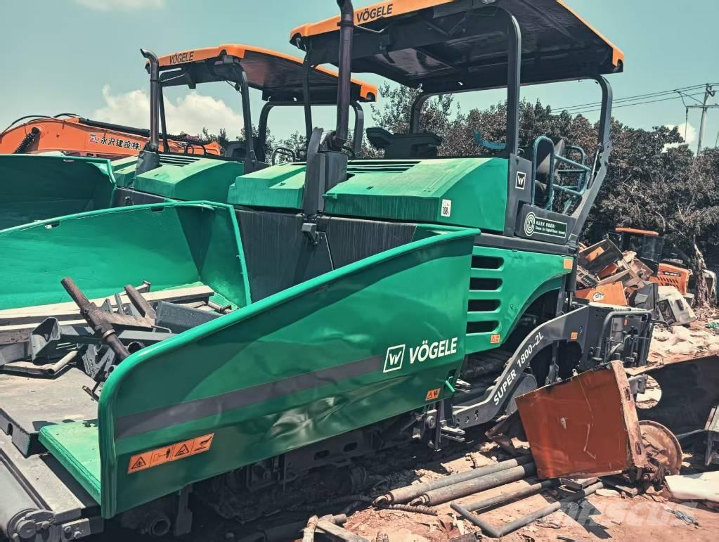Vögele 1800-3 沥青摊铺机