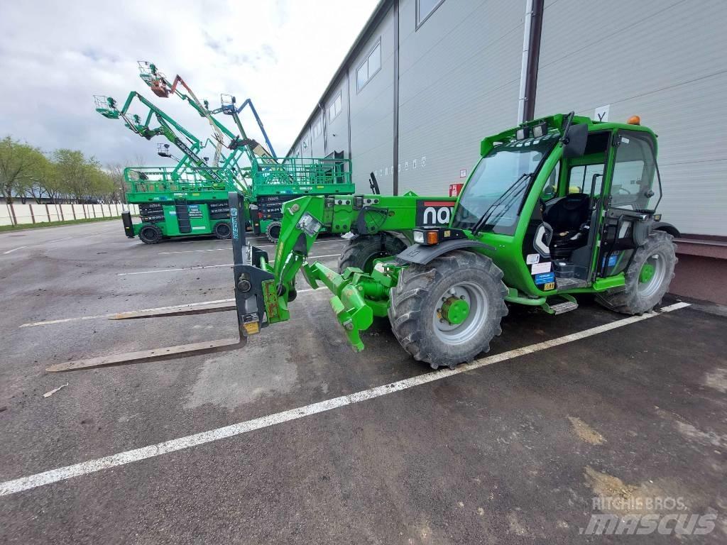 Merlo P30.10 伸缩臂叉装车|叉装车