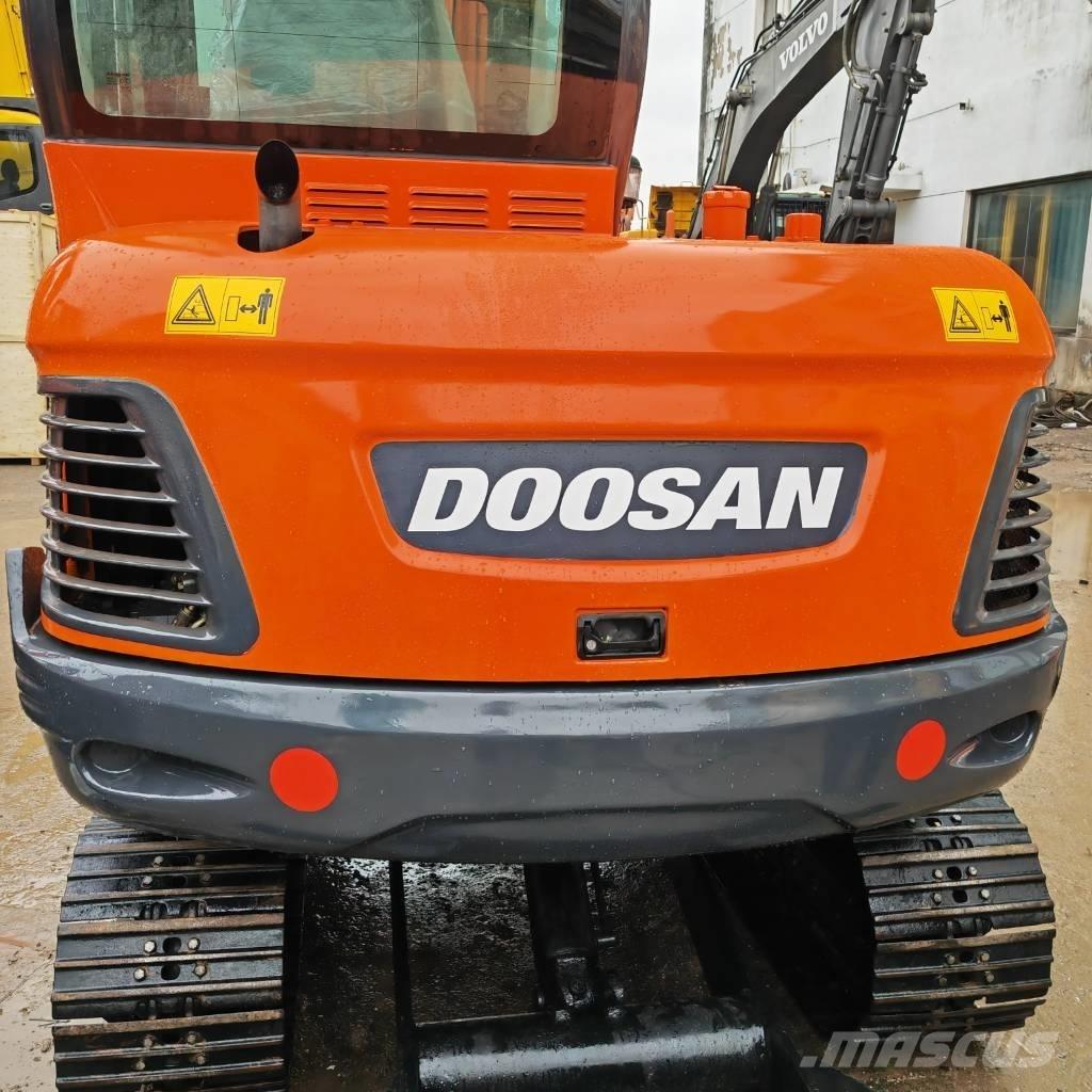 Doosan DX 55-9 C 履带挖掘机
