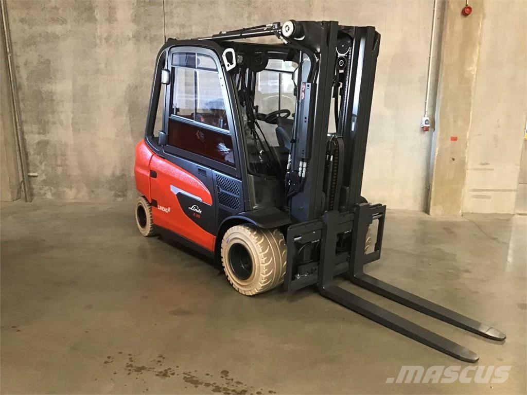 Linde E35L 电动叉车
