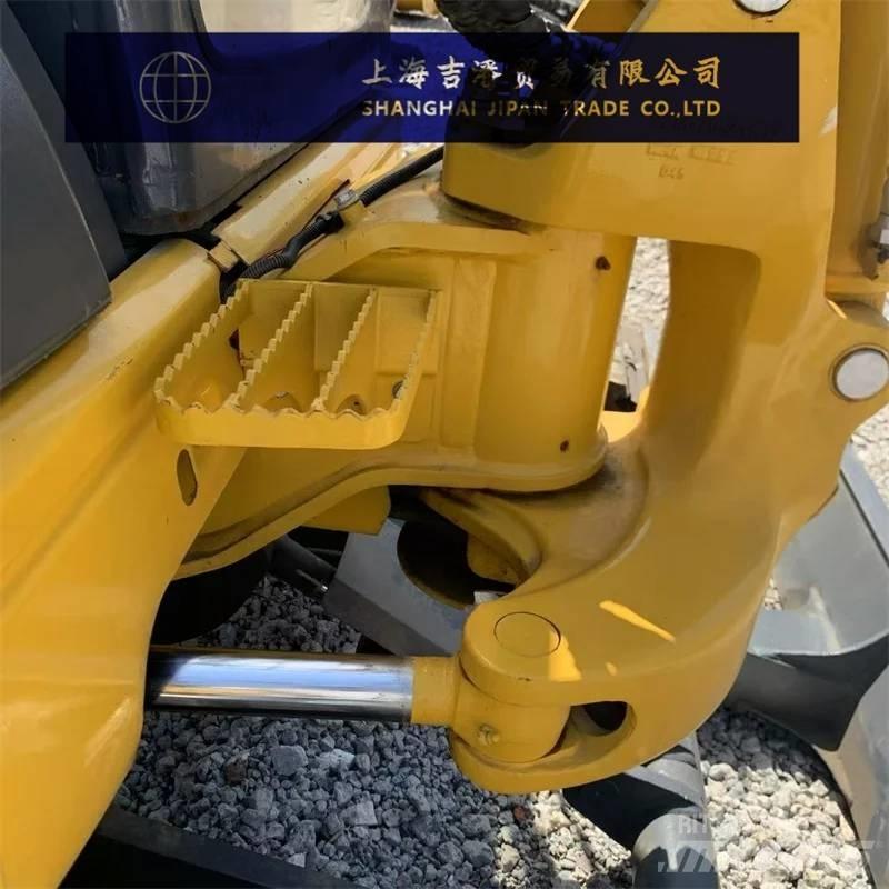 Komatsu PC 50 MR 小型挖掘机