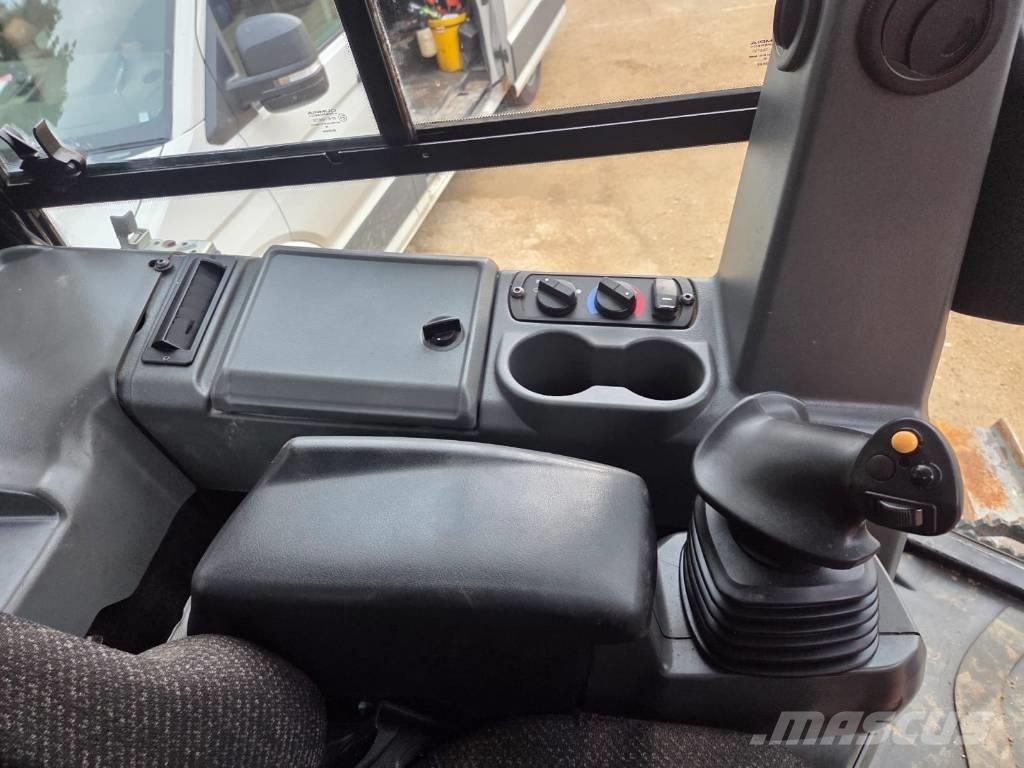 CAT D 5 K 2 LGP 履带式推土机