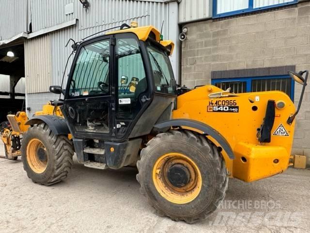 JCB 540V 140 伸缩臂叉装车|叉装车