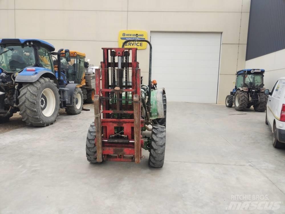 John Deere 2450 拖拉机/农用车