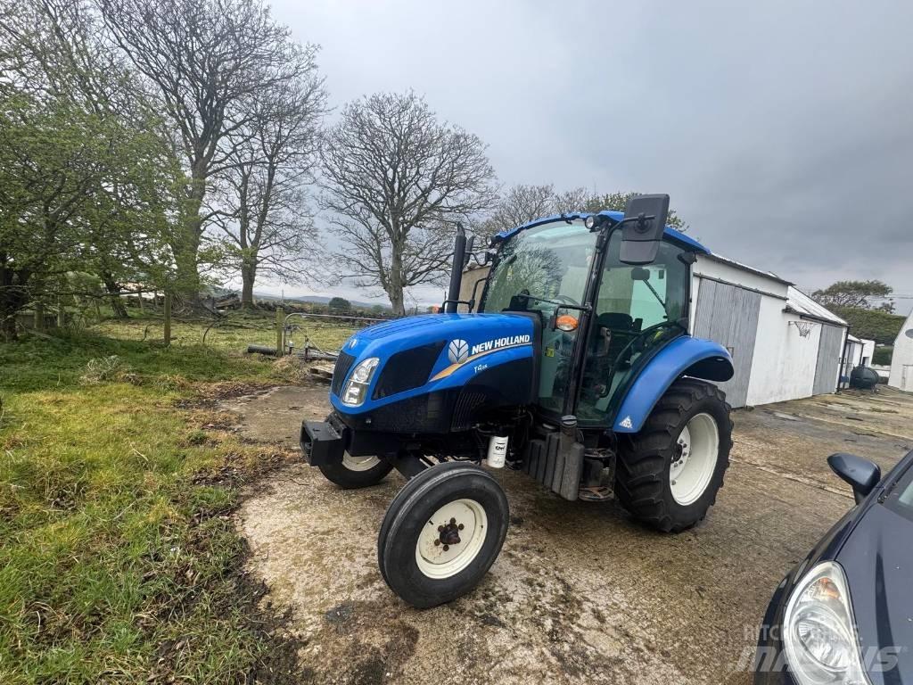 New Holland T 4.65 拖拉机/农用车