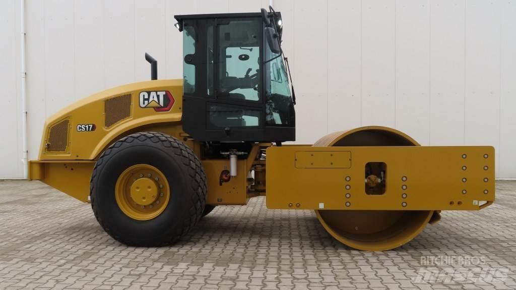CAT CS17 单轮压路机