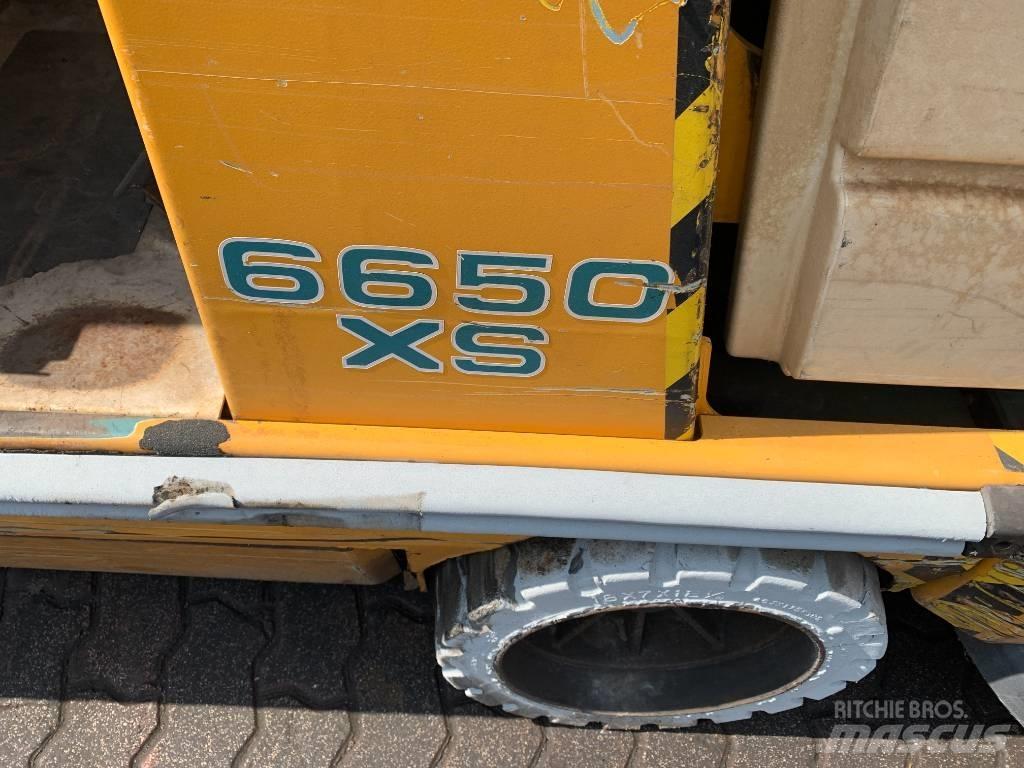Tennant 6650D      V-2809 路面维护设备-其他