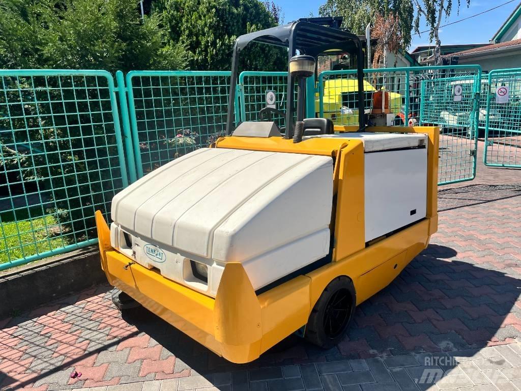 Tennant 6650D      V-2809 路面维护设备-其他