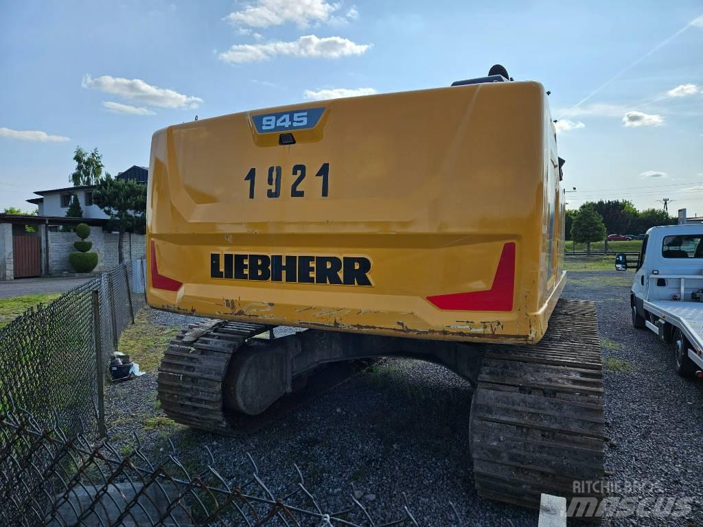 Liebherr R 945 履带挖掘机