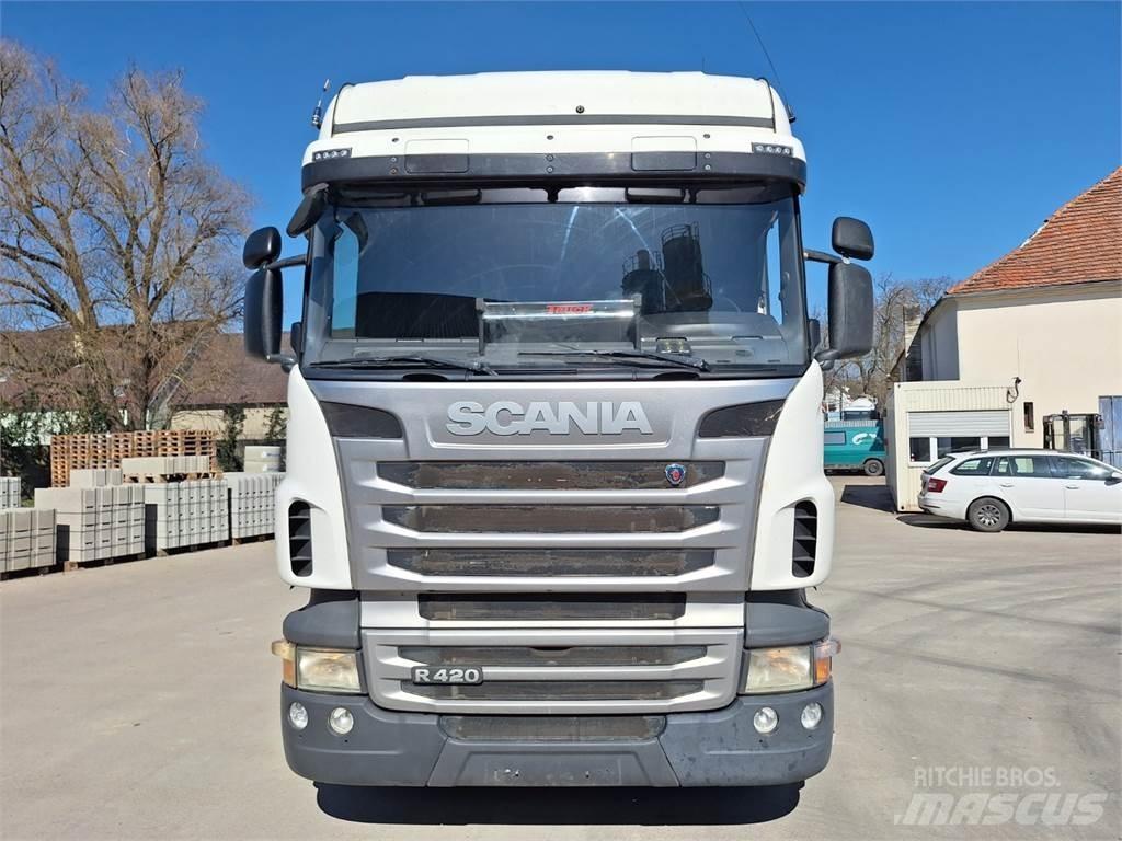 Scania R420 牵引车