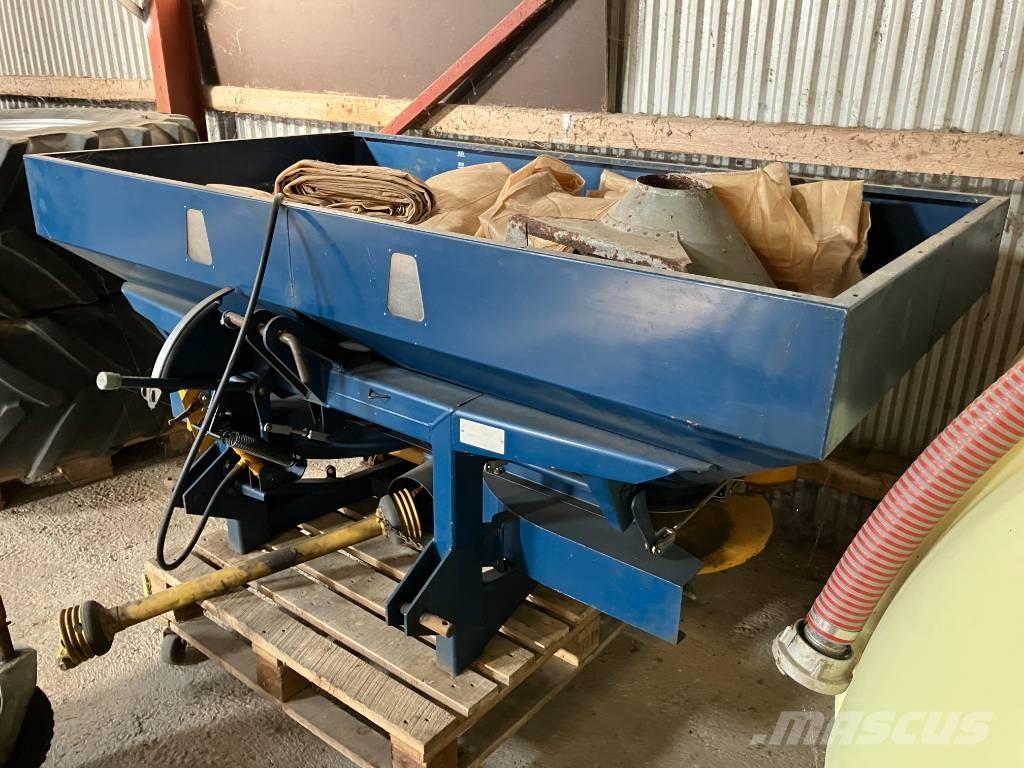 Bogballe D1000 撒肥机