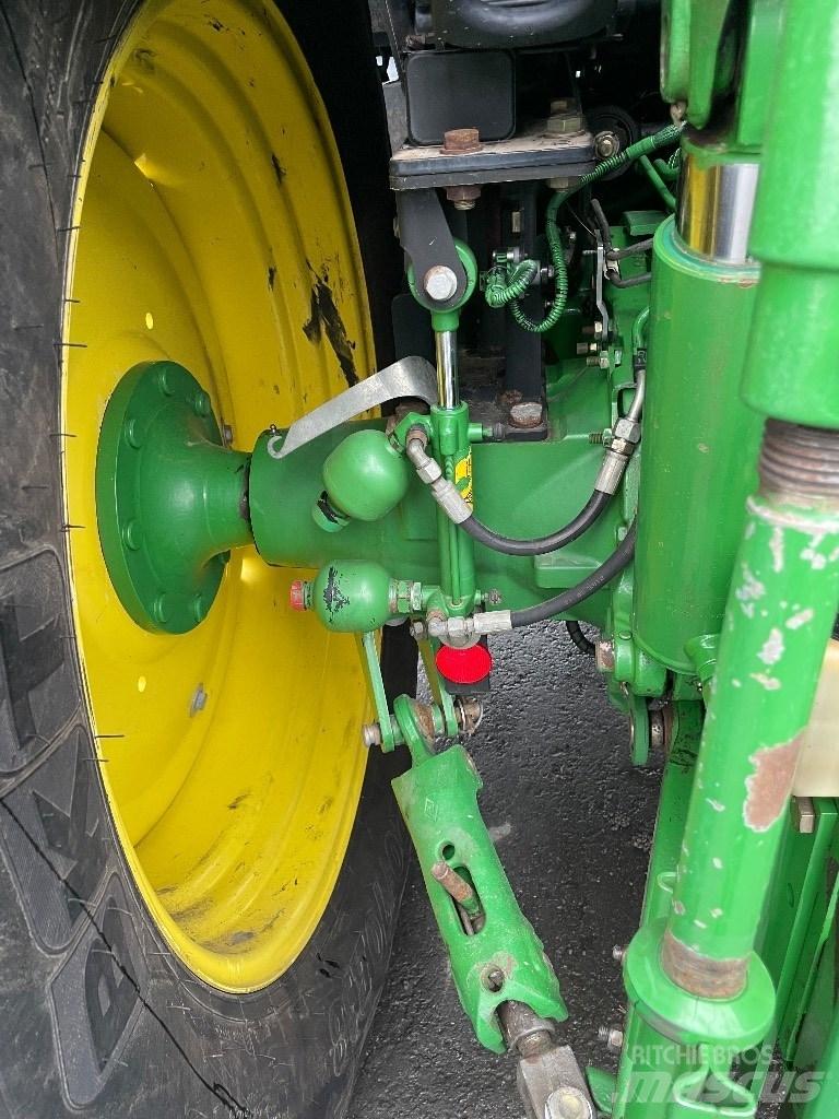 John Deere 6125R 拖拉机/农用车