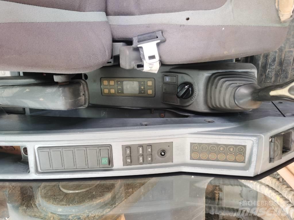 Hyundai R305LC-9T 履带挖掘机