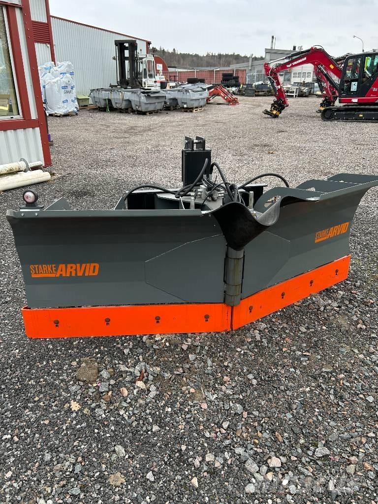 Fjärås 245 vikplog 铲雪车