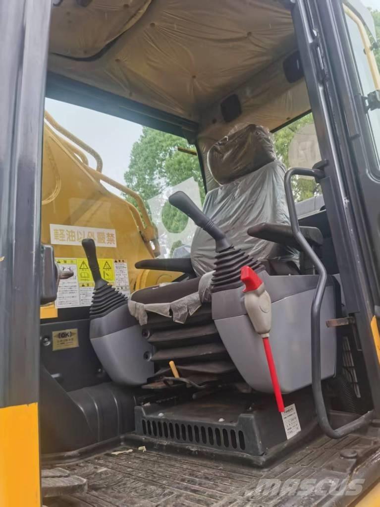 Komatsu PC 450-8 履带挖掘机