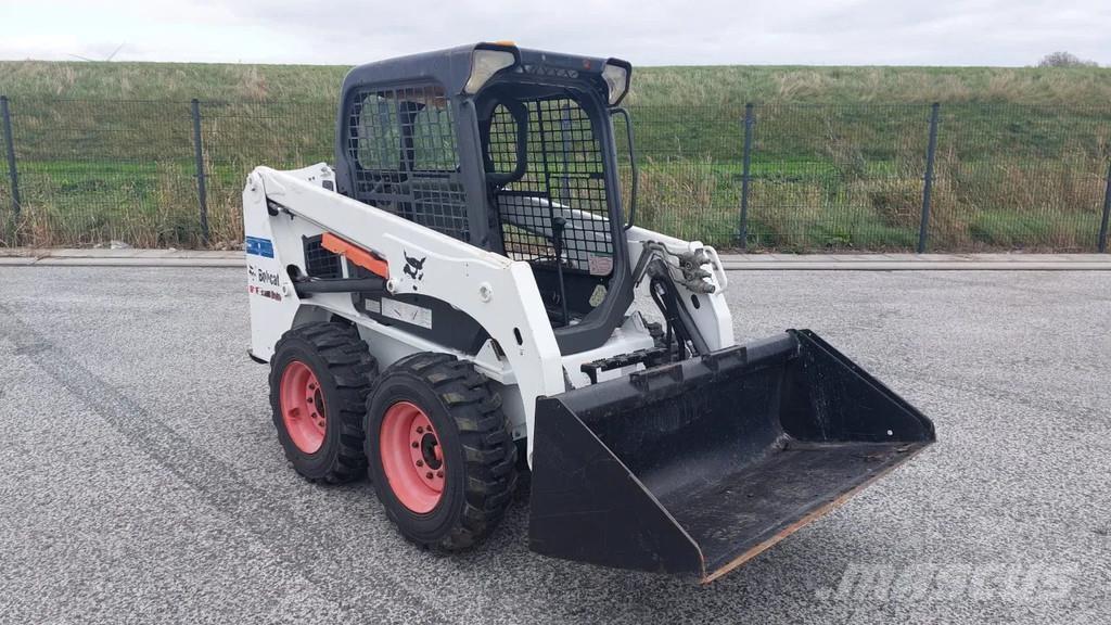 Bobcat S450 轮式装载机