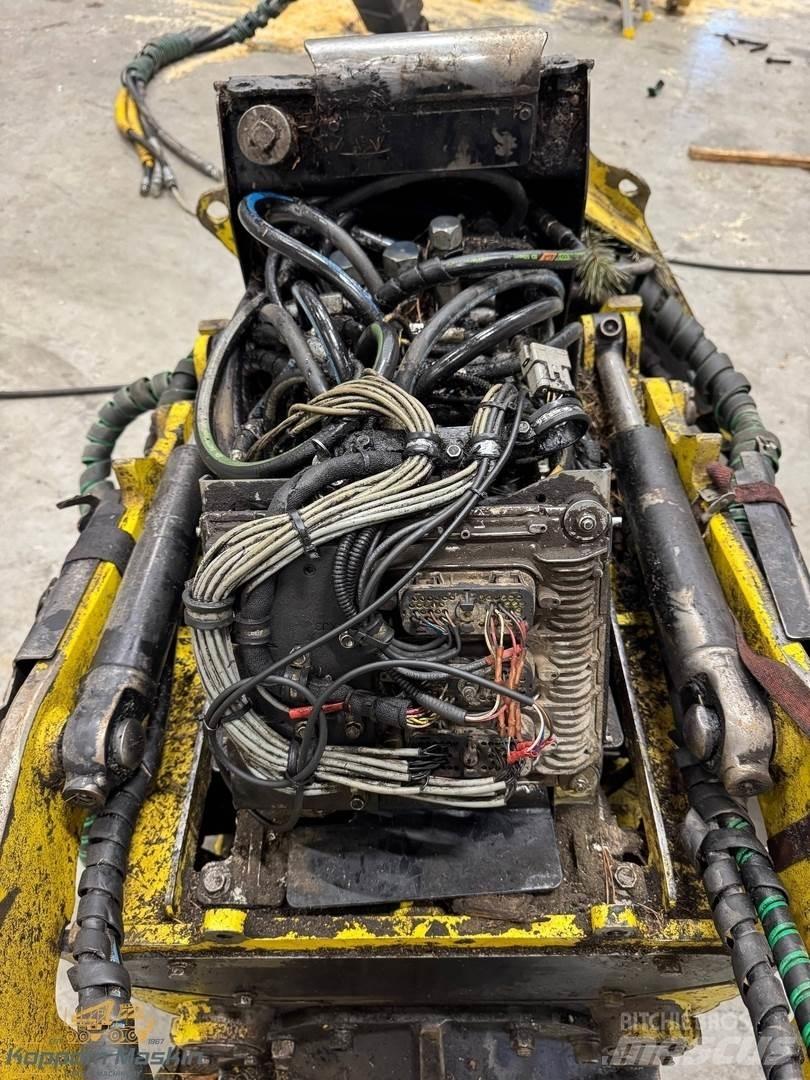 John Deere H415 收割机机箱