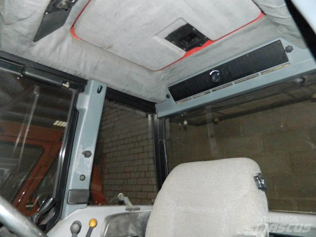 CASE 5130 拖拉机/农用车