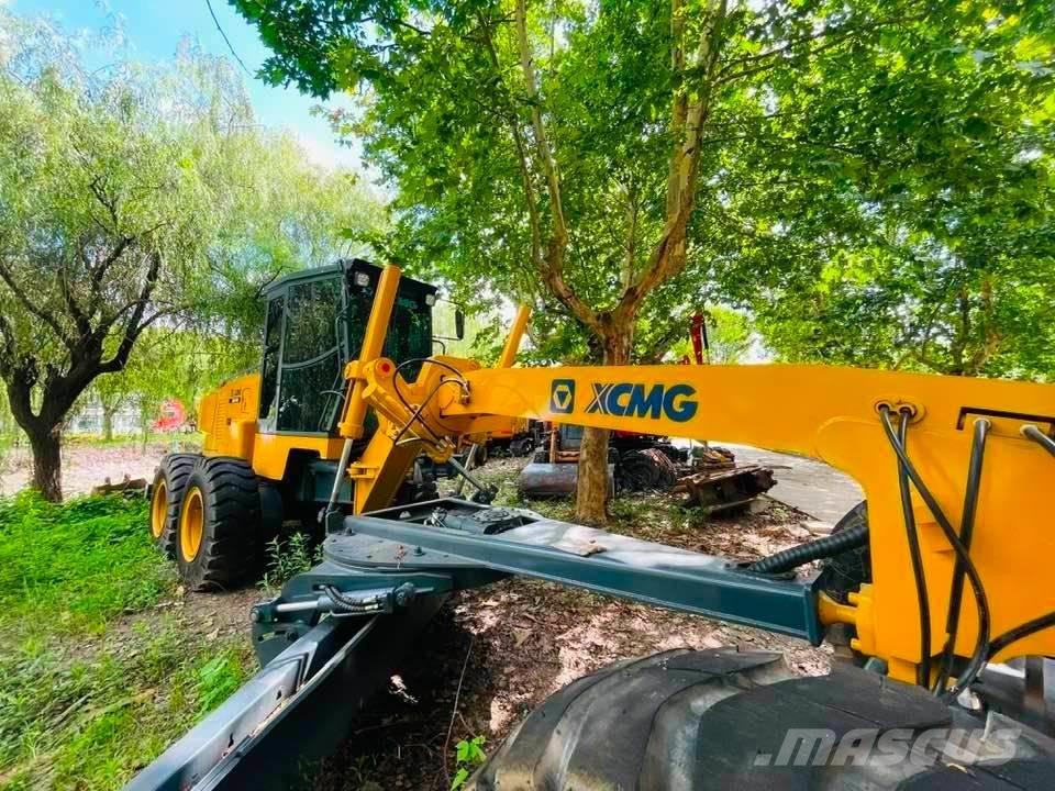 XCMG GR1803 平地机/推土机