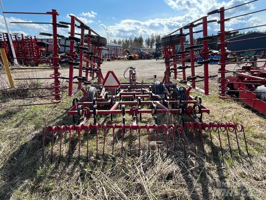 Väderstad NZ 500 钉齿耙